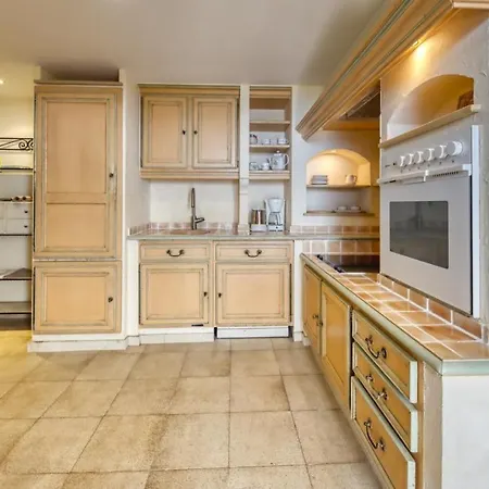Sleeps 8 Pool Wifi Вилла *